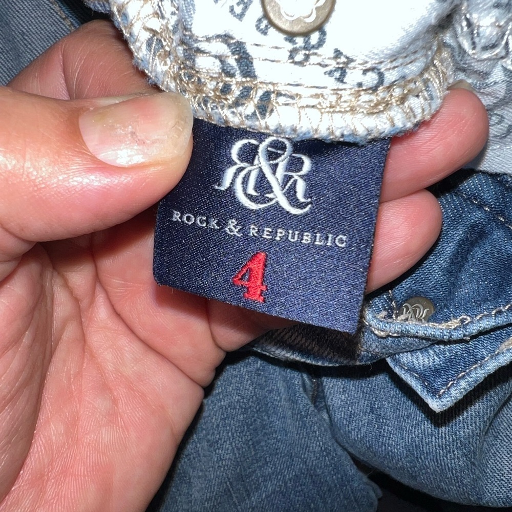 Rock & Republic Light Blue Distressed Ankle Jeans - Picture 8 of 8
